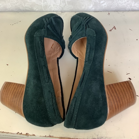 Green Fringed Heels - Picture 4 of 6